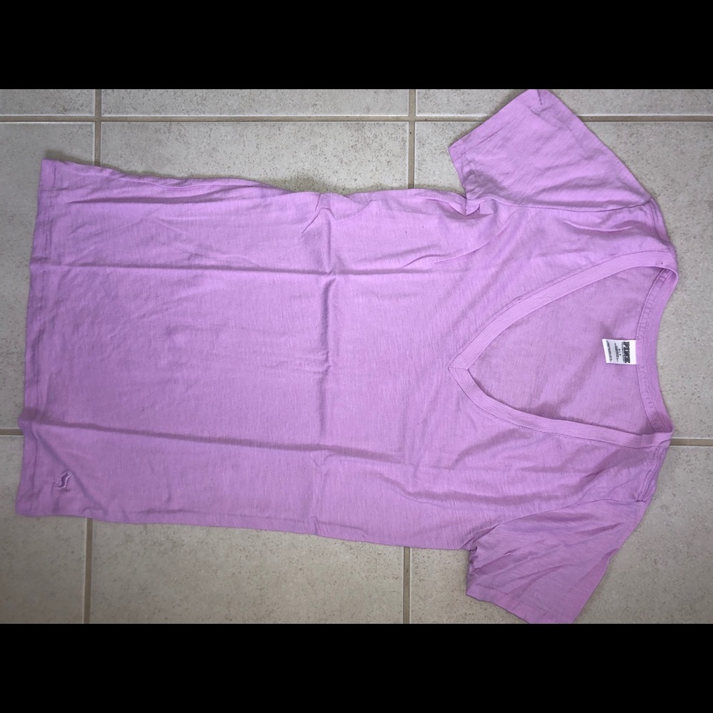 Victoria’s Secret PINK v-neck purple/pink color